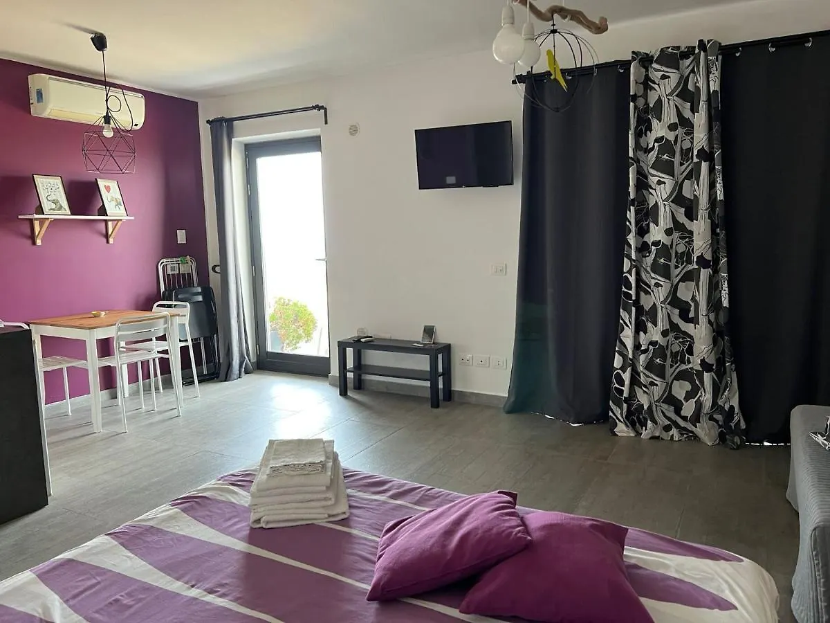 Appartement La Casa Del Riccio à Tyndaris 0*,
