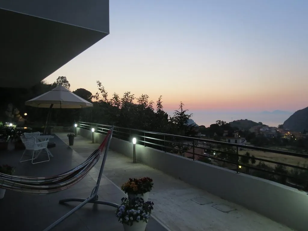La Casa Del Riccio Appartement Tindari 0*,  Italië